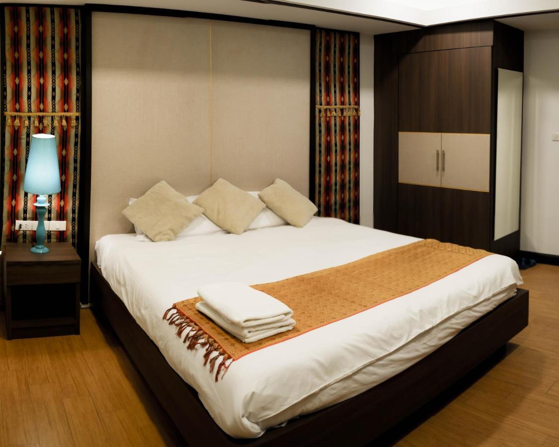Chorlada Lanna Hotel Чіангмай Екстер'єр фото