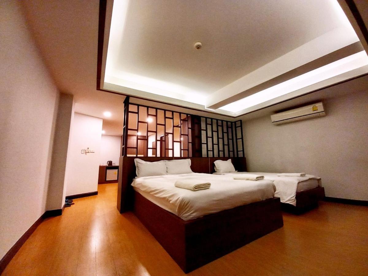 Chorlada Lanna Hotel Чіангмай Екстер'єр фото
