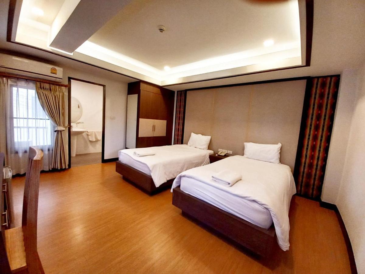 Chorlada Lanna Hotel Чіангмай Екстер'єр фото