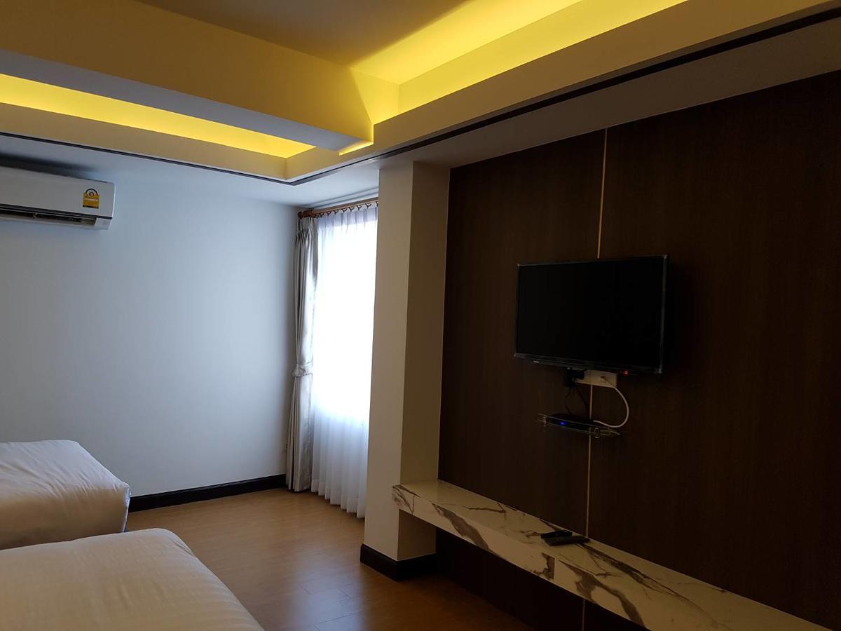 Chorlada Lanna Hotel Чіангмай Екстер'єр фото